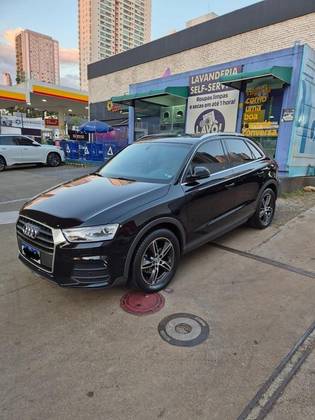 AUDI Q3 1.4 TFSI AMBIENTE FLEX 4P S TRONIC